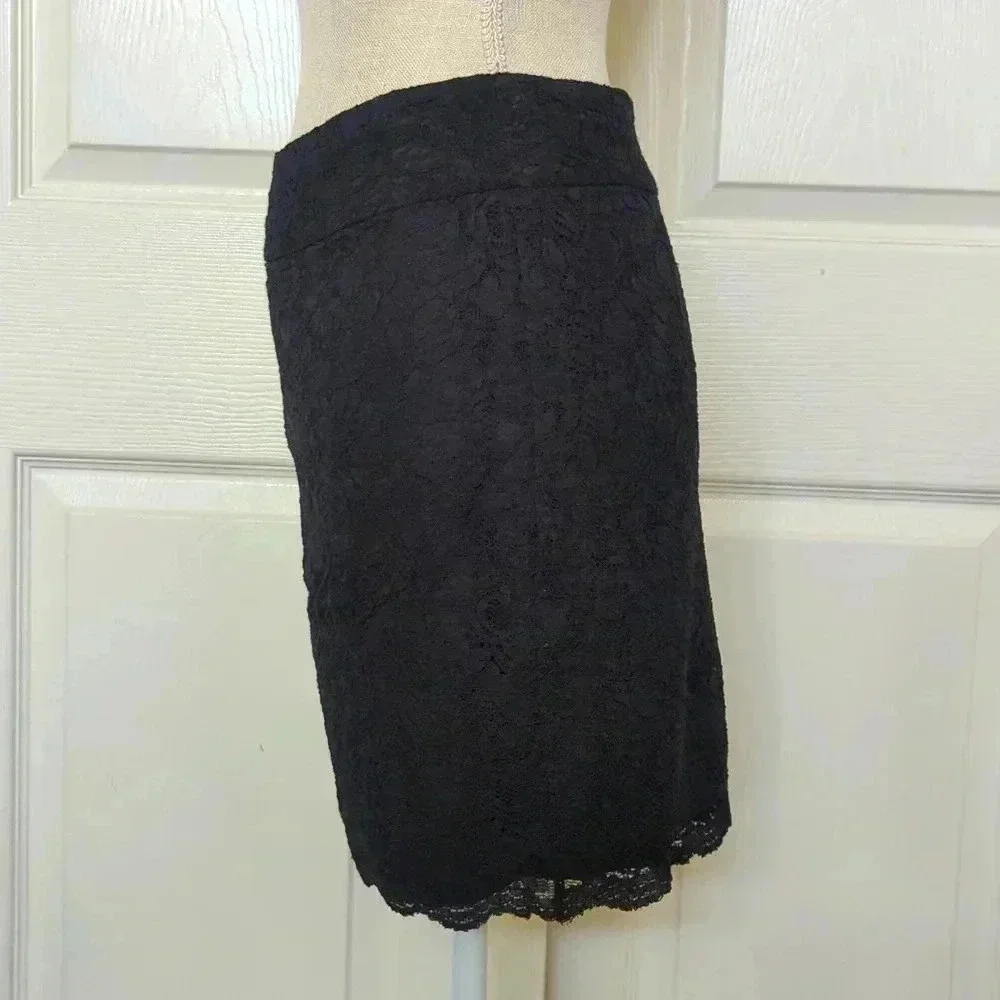 Banana Republic Black Lace Fully Lined Skirt